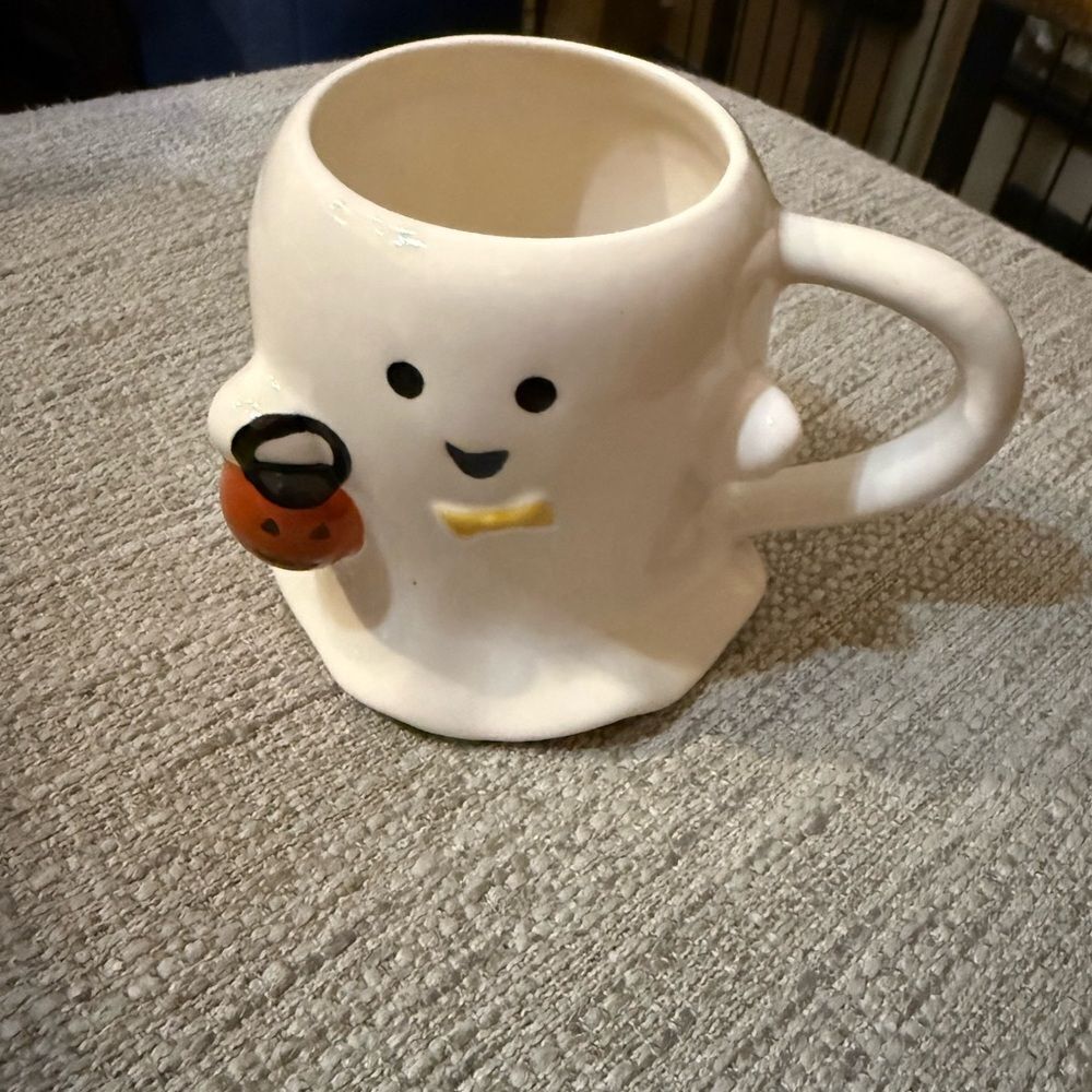 Hyde and Eek cute ghost mug